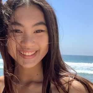 Meet your Posher, Gemmy